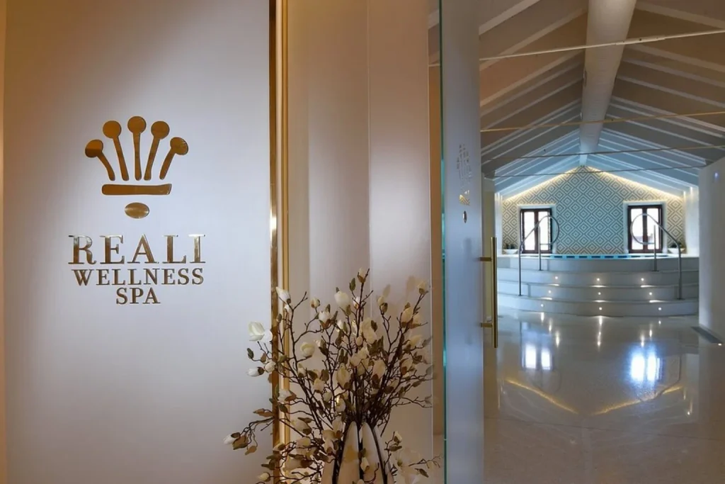 Elegant Reali Wellness Spa with a bright contemporary interior at Hotel Ai Reali di Venezia in Venice.