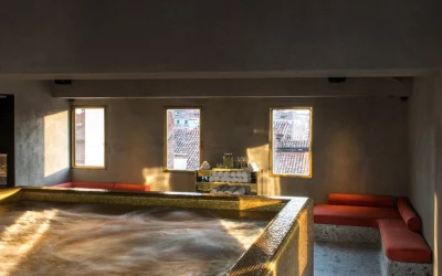 Indoor spa pool with golden mosaic tiles at Nolinski Venezia – Evok Collection in Venice
